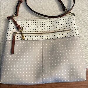 Fossil Women's Crossbody Purse. Pre-Owned. *Stained* Read Description